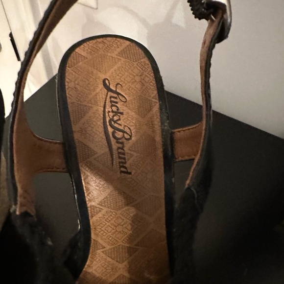 Lucky Brand said raw wedge - Black crochet and leather - size 38 / 8 - Picture 6 of 6